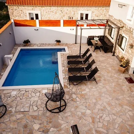 Villa House La Felicita *