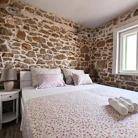 House La Felicita * Gornji Zemunik