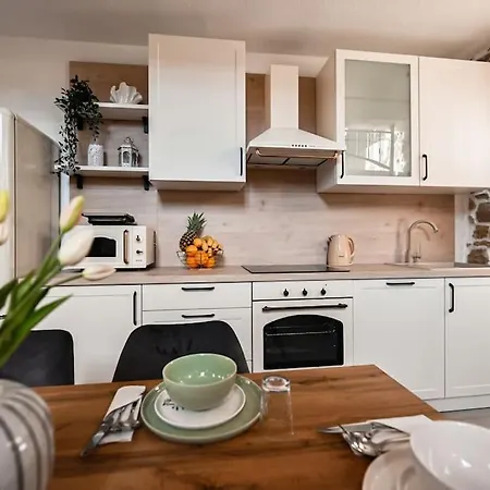 Holiday House La Felicita * Gornji Zemunik
