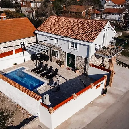 Villa House La Felicita