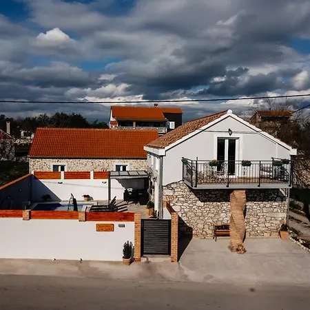 House La Felicita