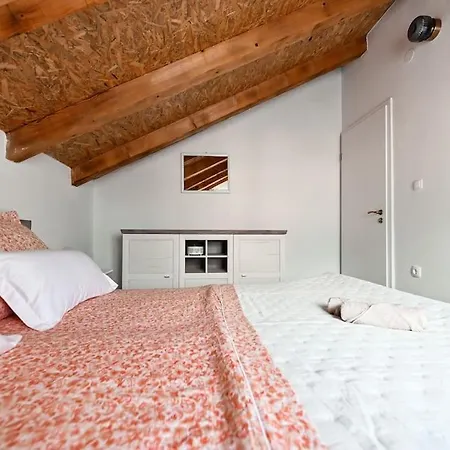 House La Felicita * Gornji Zemunik